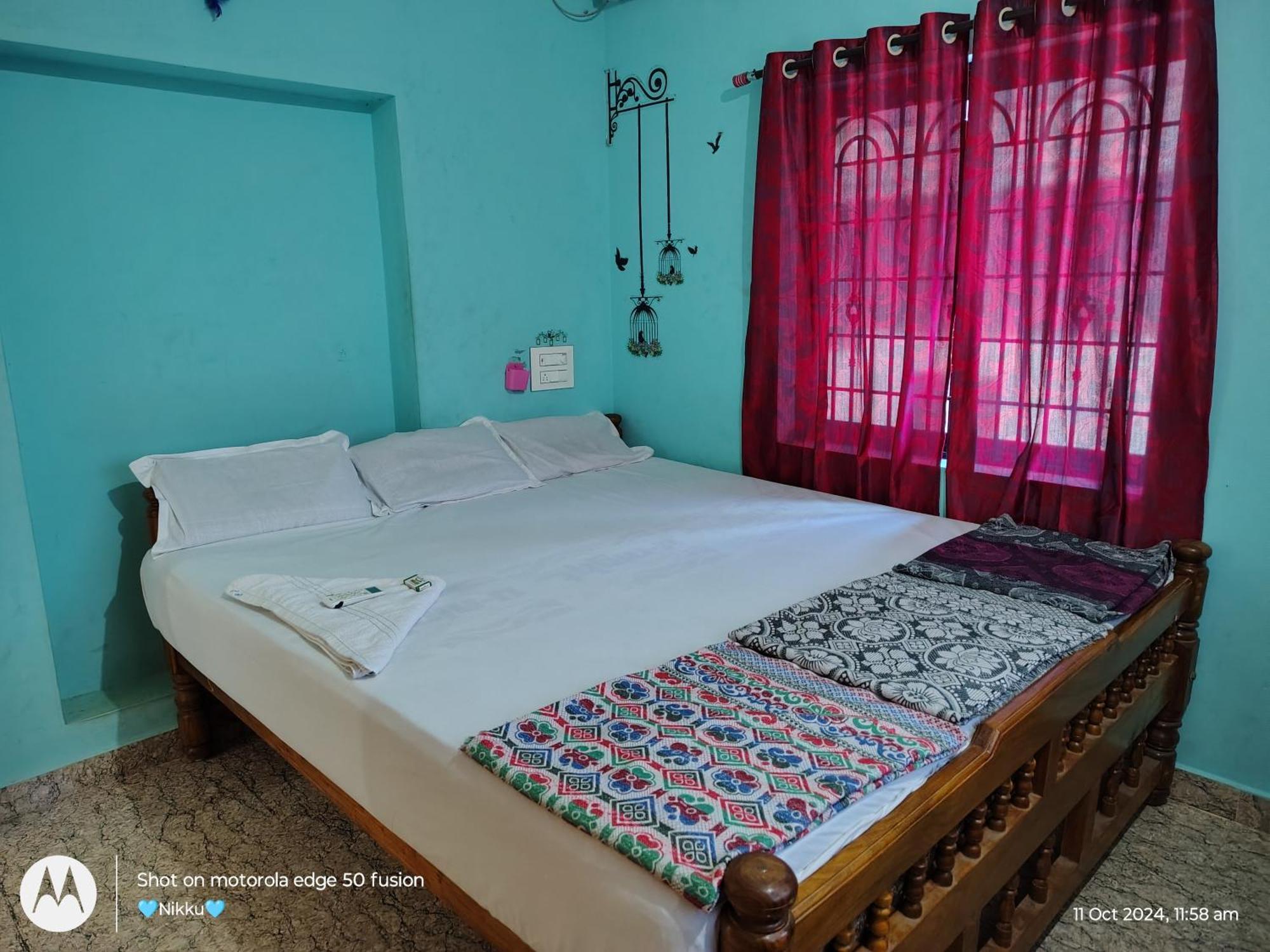 Dsouza Homestay Māvalli Extérieur photo